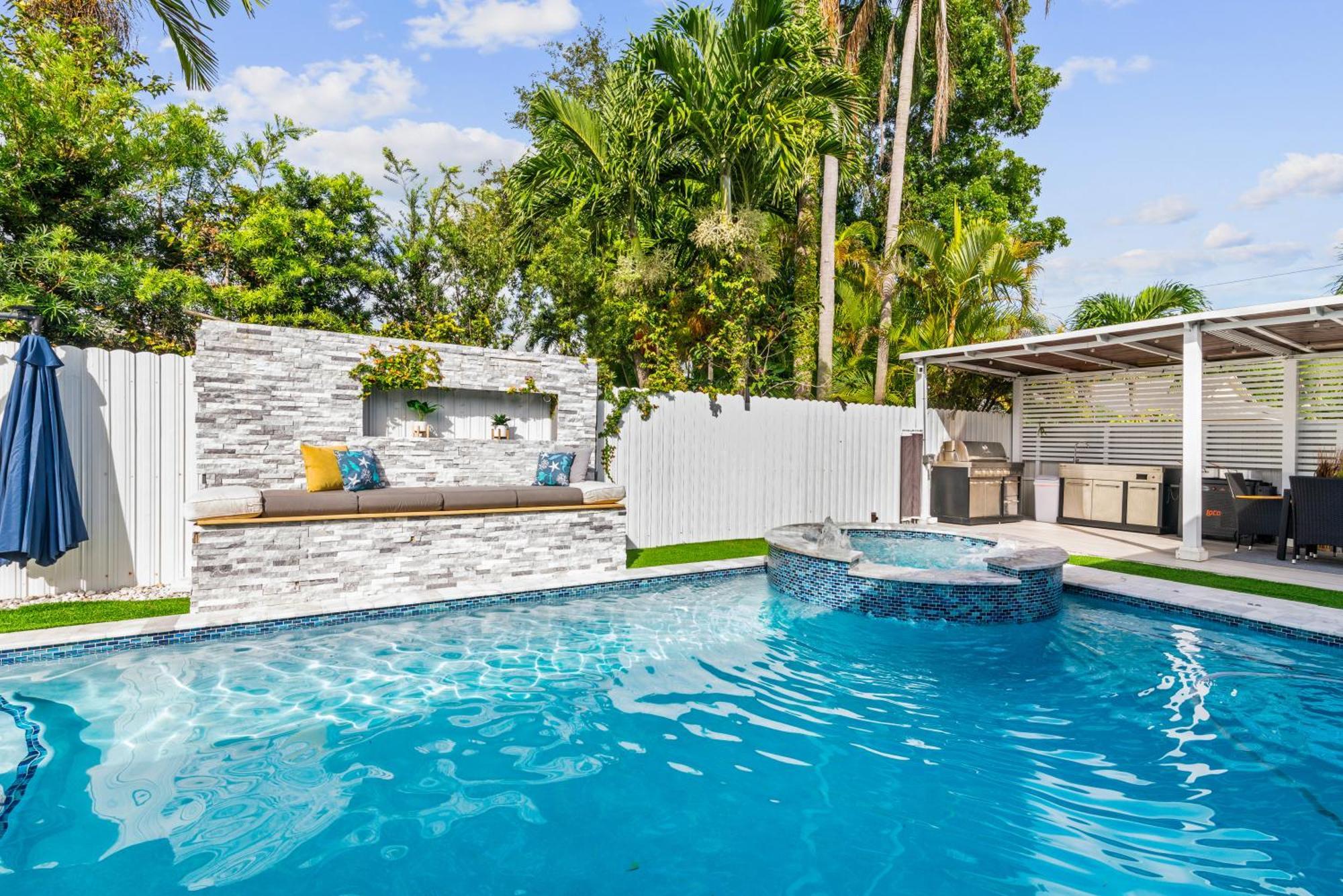 Villa Miami Luxury House W Heated Pool & Jacuzzi Extérieur photo