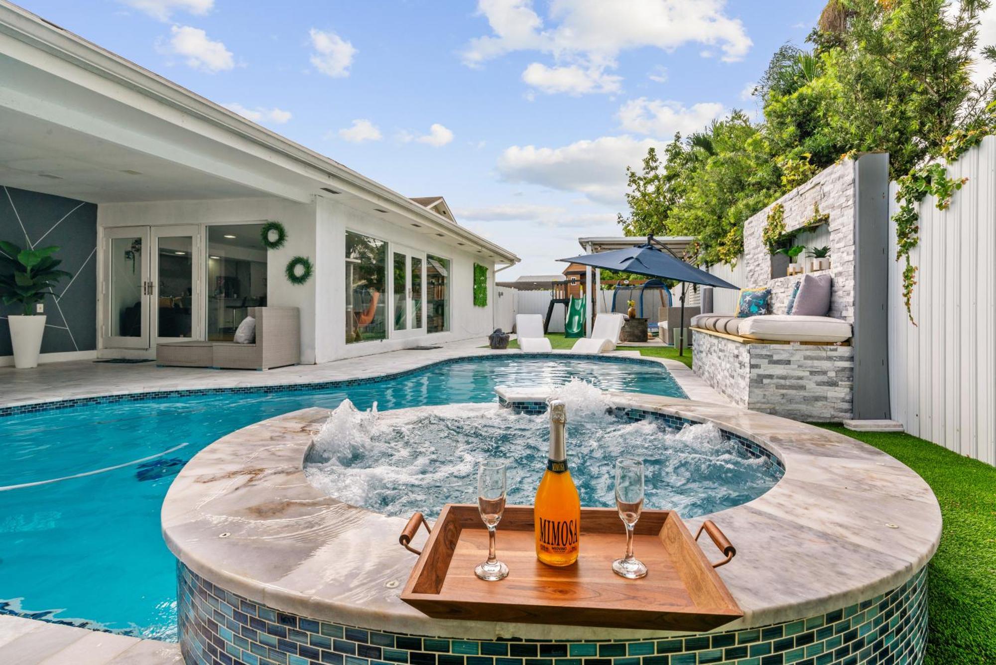 Villa Miami Luxury House W Heated Pool & Jacuzzi Extérieur photo